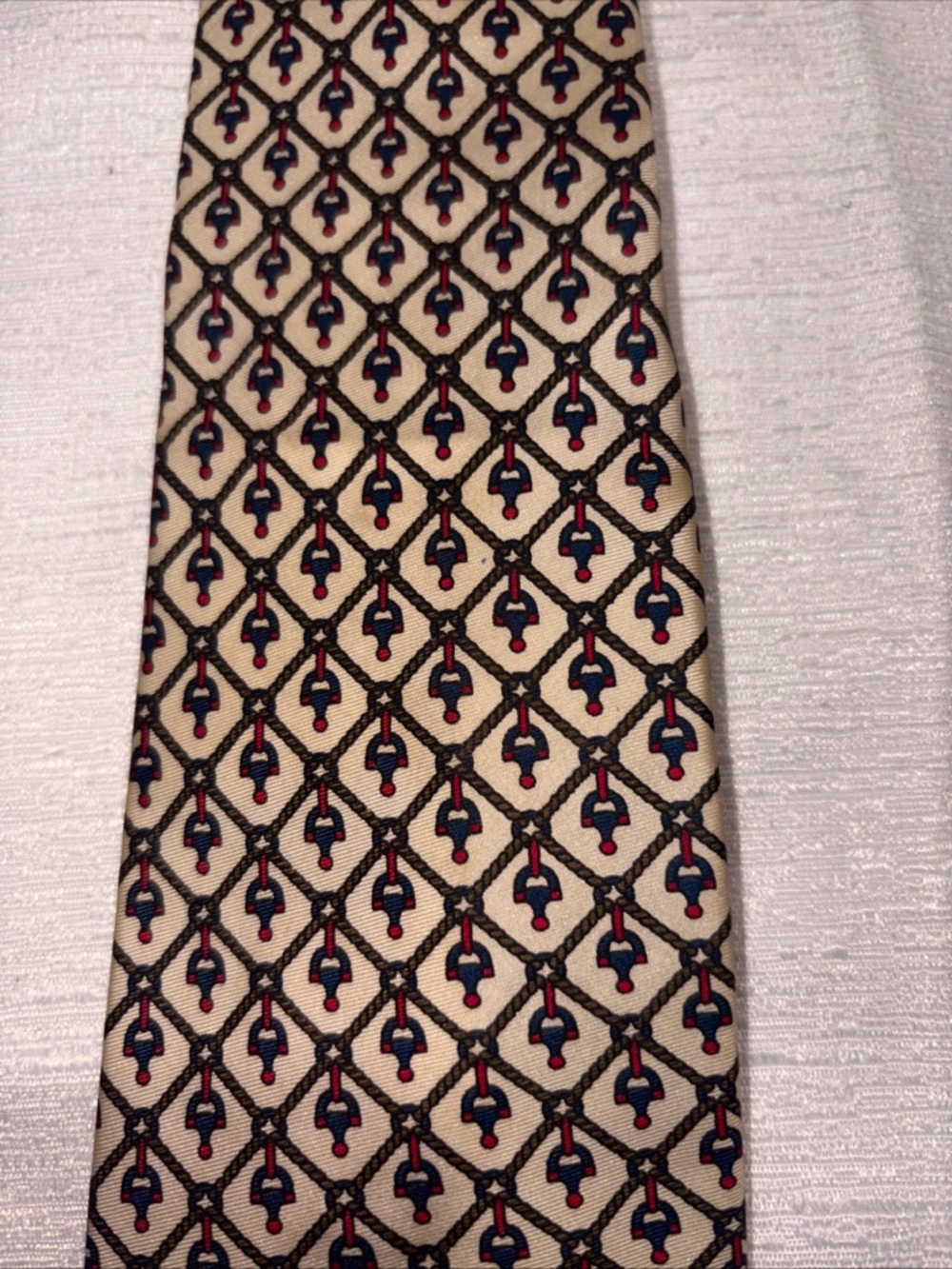 Vtg Bonwit Teller 100% Silk Tie Designer Ivory/Blue/Red